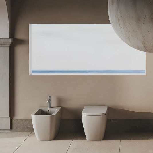 Hatria Bianca – Coppia sanitari a terra traslati senza brida con sedile soft-close e bidet